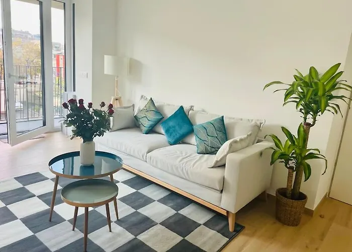 One Bedroom In Center With Terrace-4A
